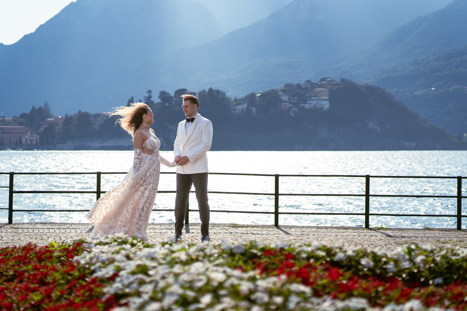 Lake Como elopement photographer / Fotograf ślubny Jezioro Como / fotografo di matrimonio Lago di Como