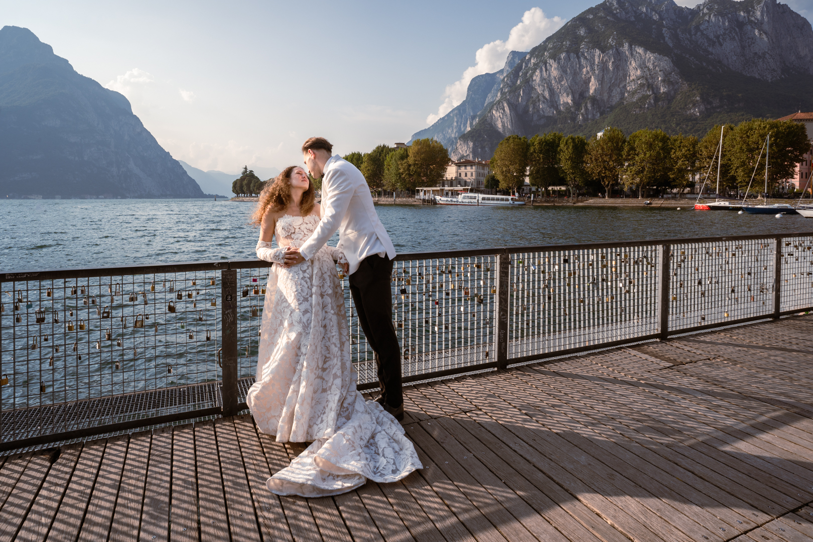 Lake Como elopement photographer / Fotograf ślubny Jezioro Como / fotografo di matrimonio Lago di Como