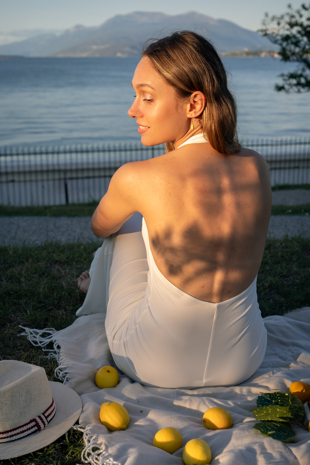 Lake Garda Engagement Photoshoot / Sesja narzeczeńska nad Jeziorem Garda / servizio fotografico al Lago di Garda