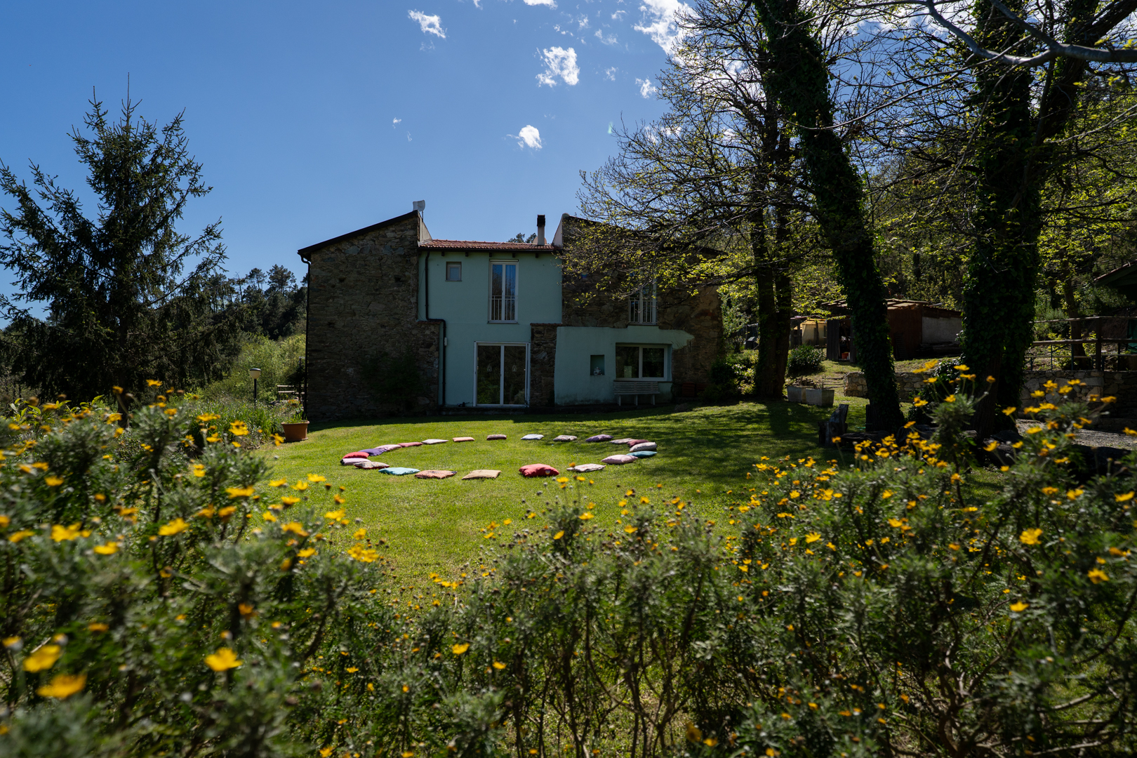 Warsztaty jogi we Włoszech / fotograf ślubny w Genui / ritiro yoga in Liguria