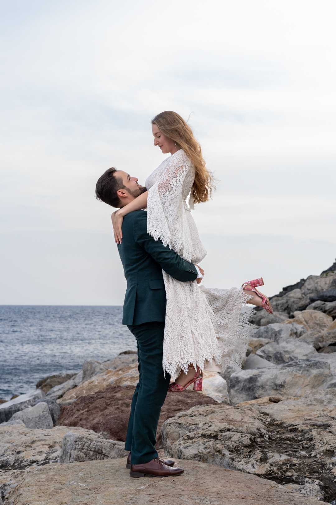 Lake Como elopement photographer / Fotograf ślubny Jezioro Como / fotografo matrimonio Cinque Terre